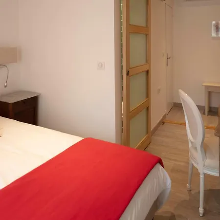 אורחן Relais Des Alpes 3*